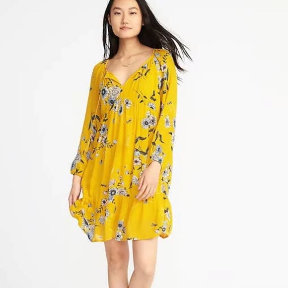 Old Navy Dresses & Skirts - Old Navy Yellow Floral Boho Dress